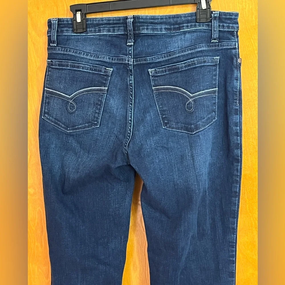 Lee Riders Midrise Straight Jeans. Women’s Size 10M - Picture 6 of 14
